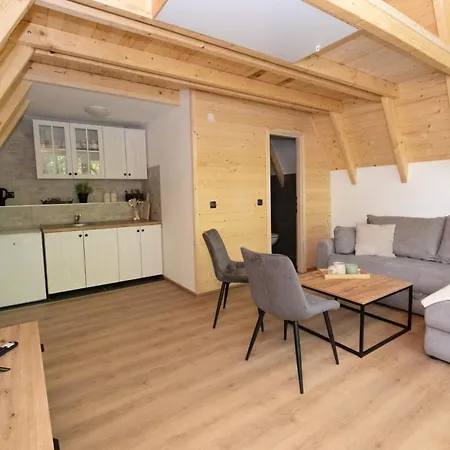 Olympic House Lilaci