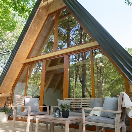 Apartment Olympic House Lilaci